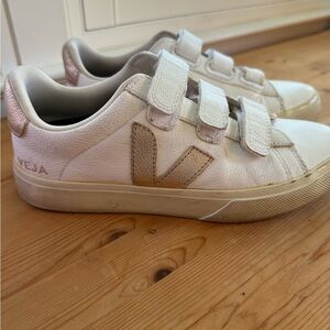 Veja White and Gold Velcro Sneakers